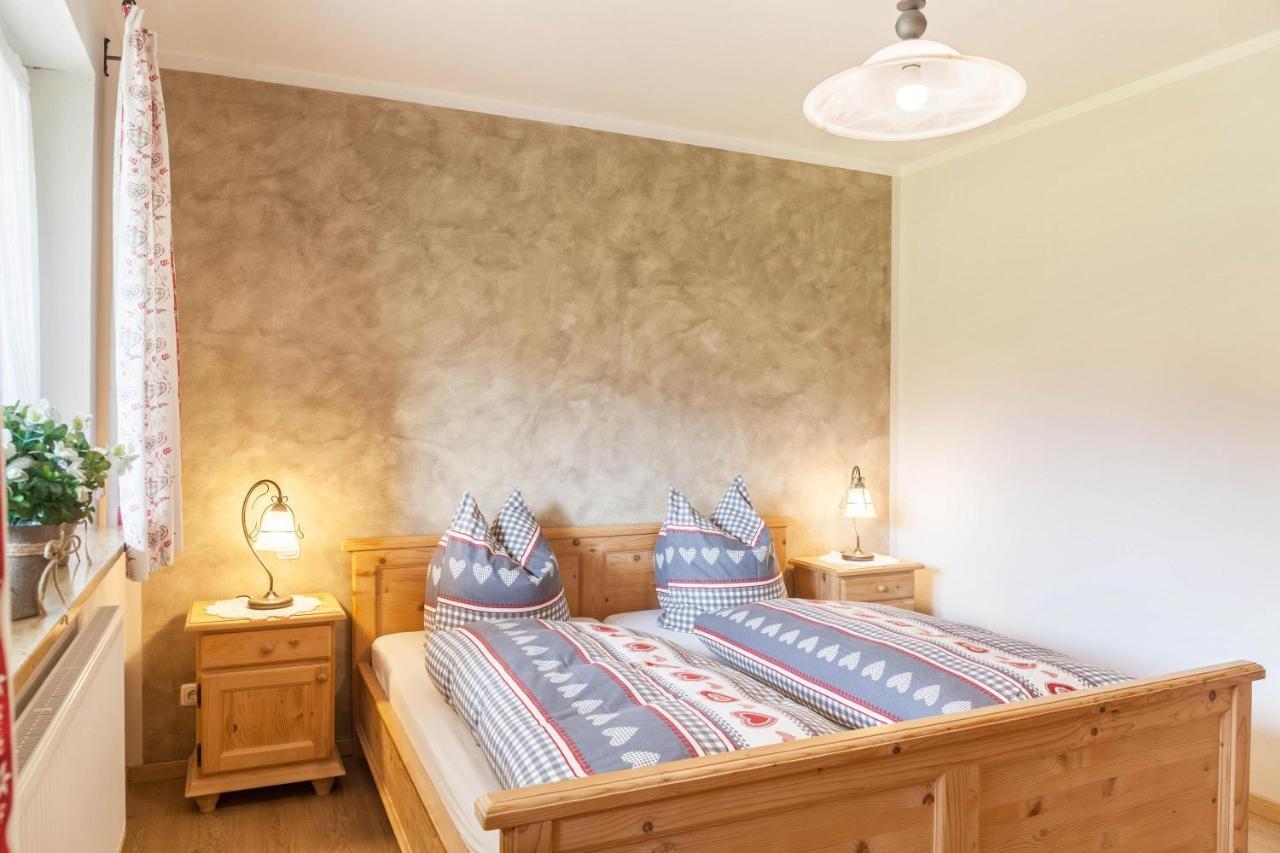 Ferienwohnung Waldruhe Garmisch-Partenkirchen Exteriör bild