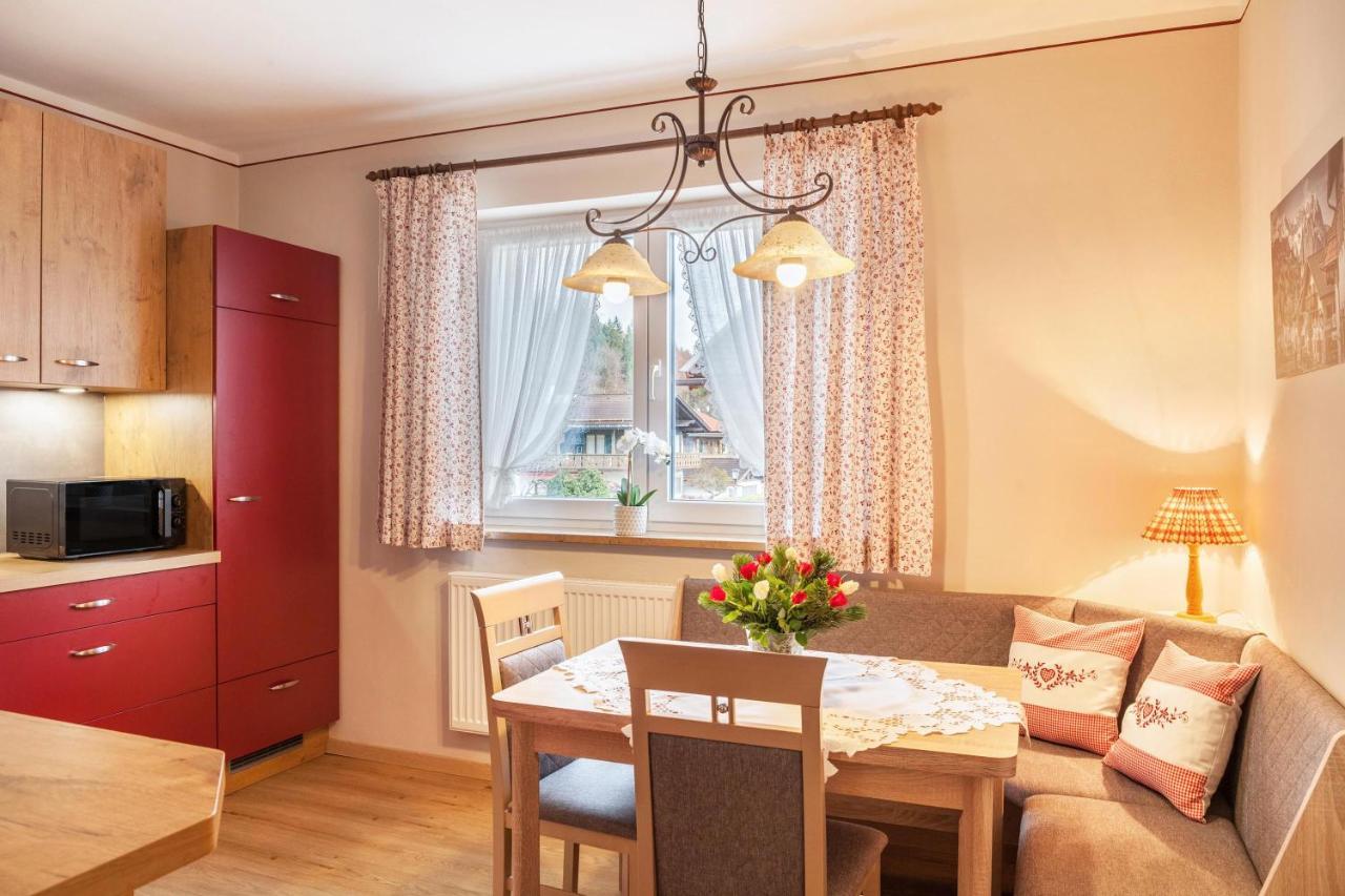 Ferienwohnung Waldruhe Garmisch-Partenkirchen Exteriör bild