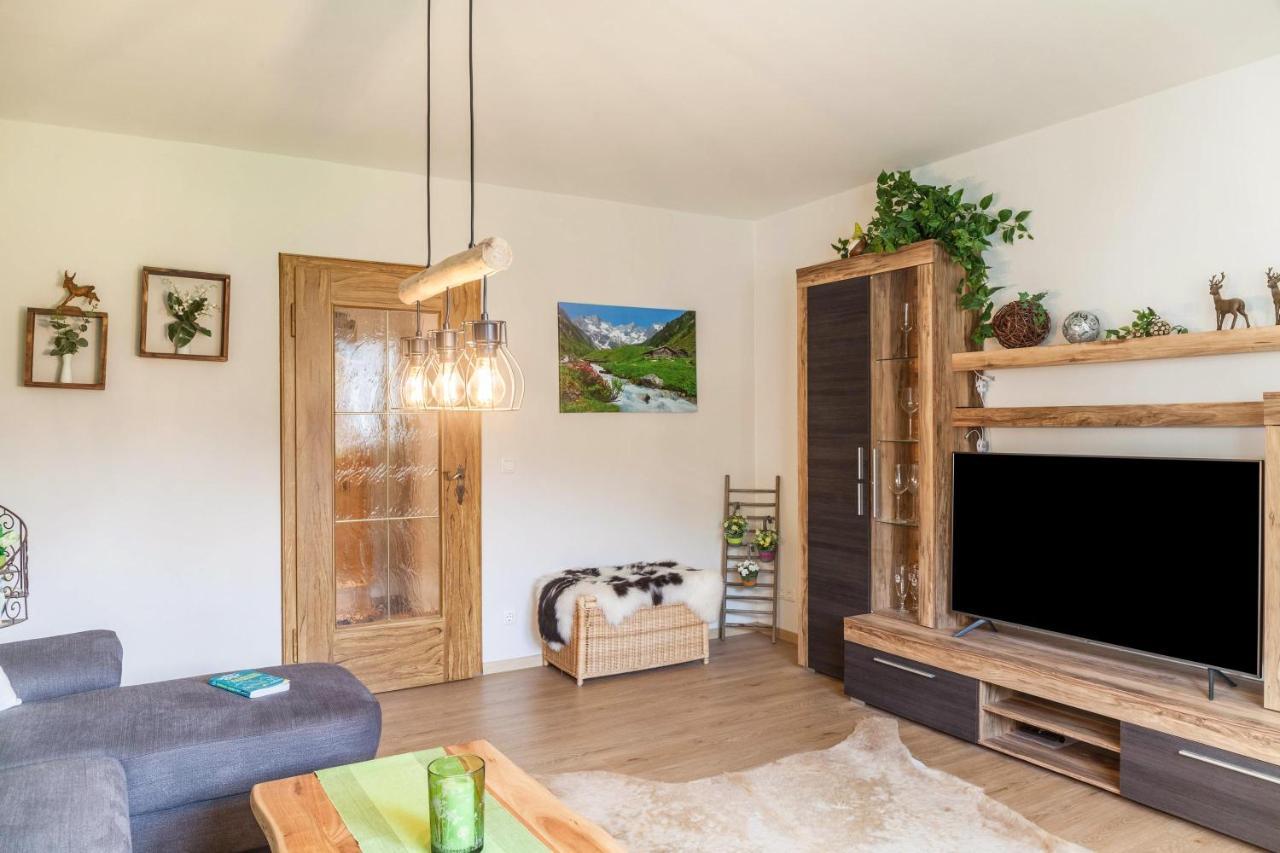 Ferienwohnung Waldruhe Garmisch-Partenkirchen Exteriör bild